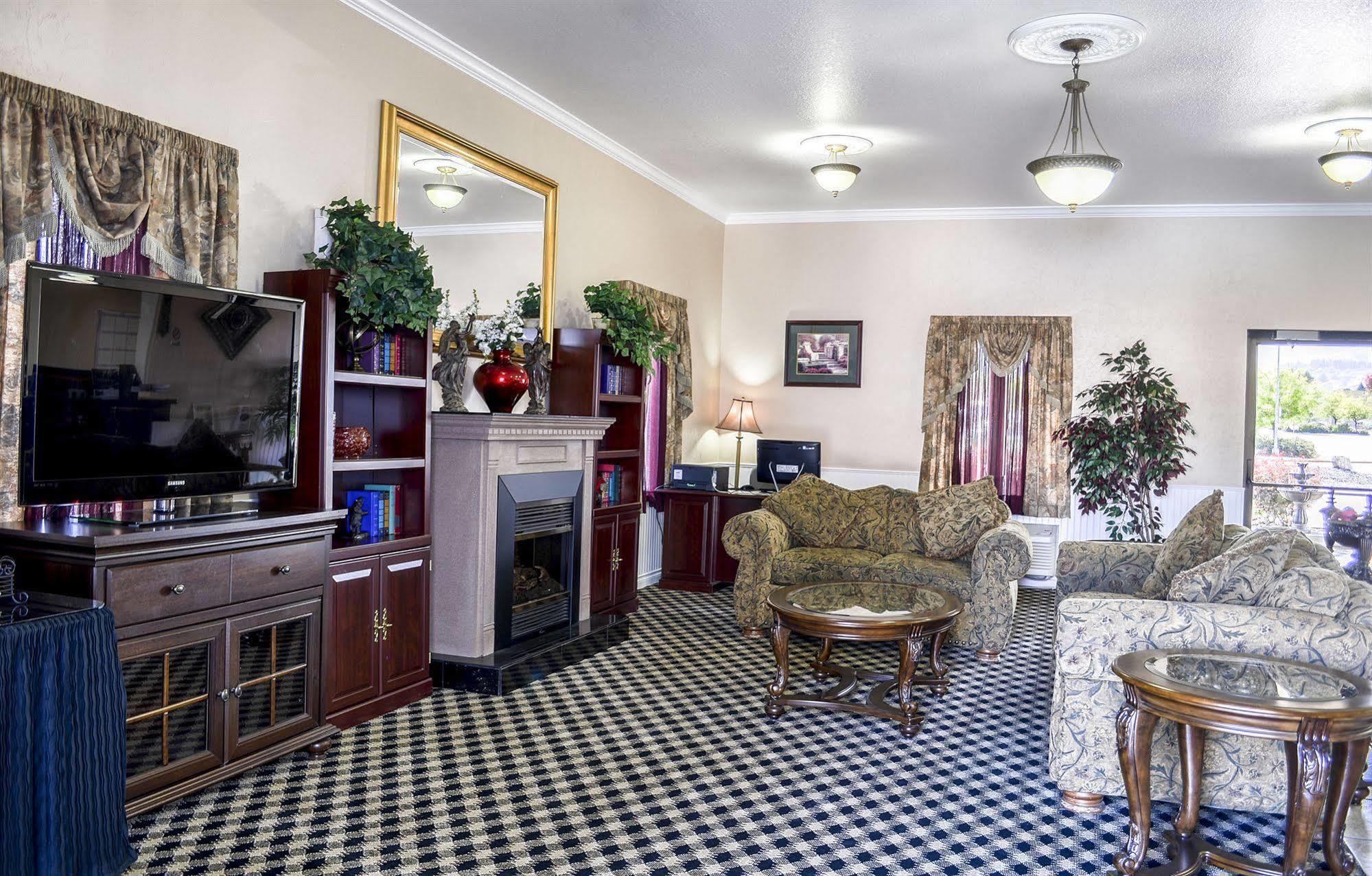 Quality Inn Wenatchee-Leavenworth Buitenkant foto